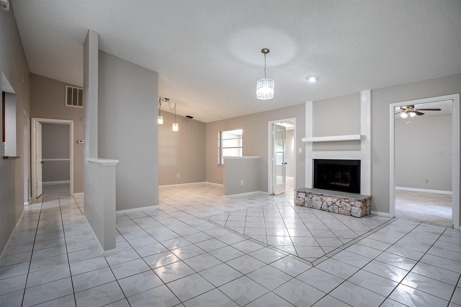 3240 W SAINT BRIDES CIR