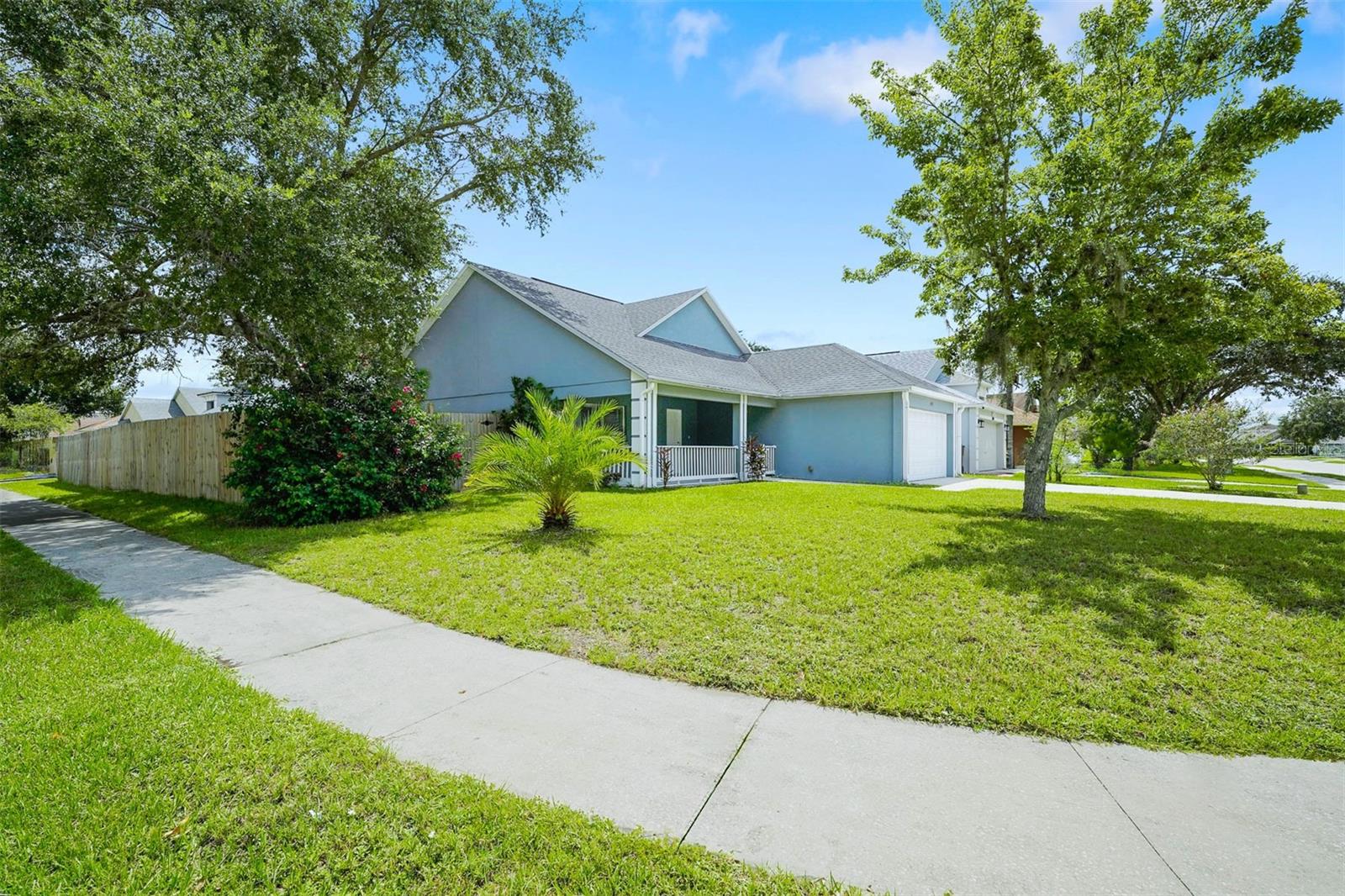 3742 CROSSING CREEK BLVD