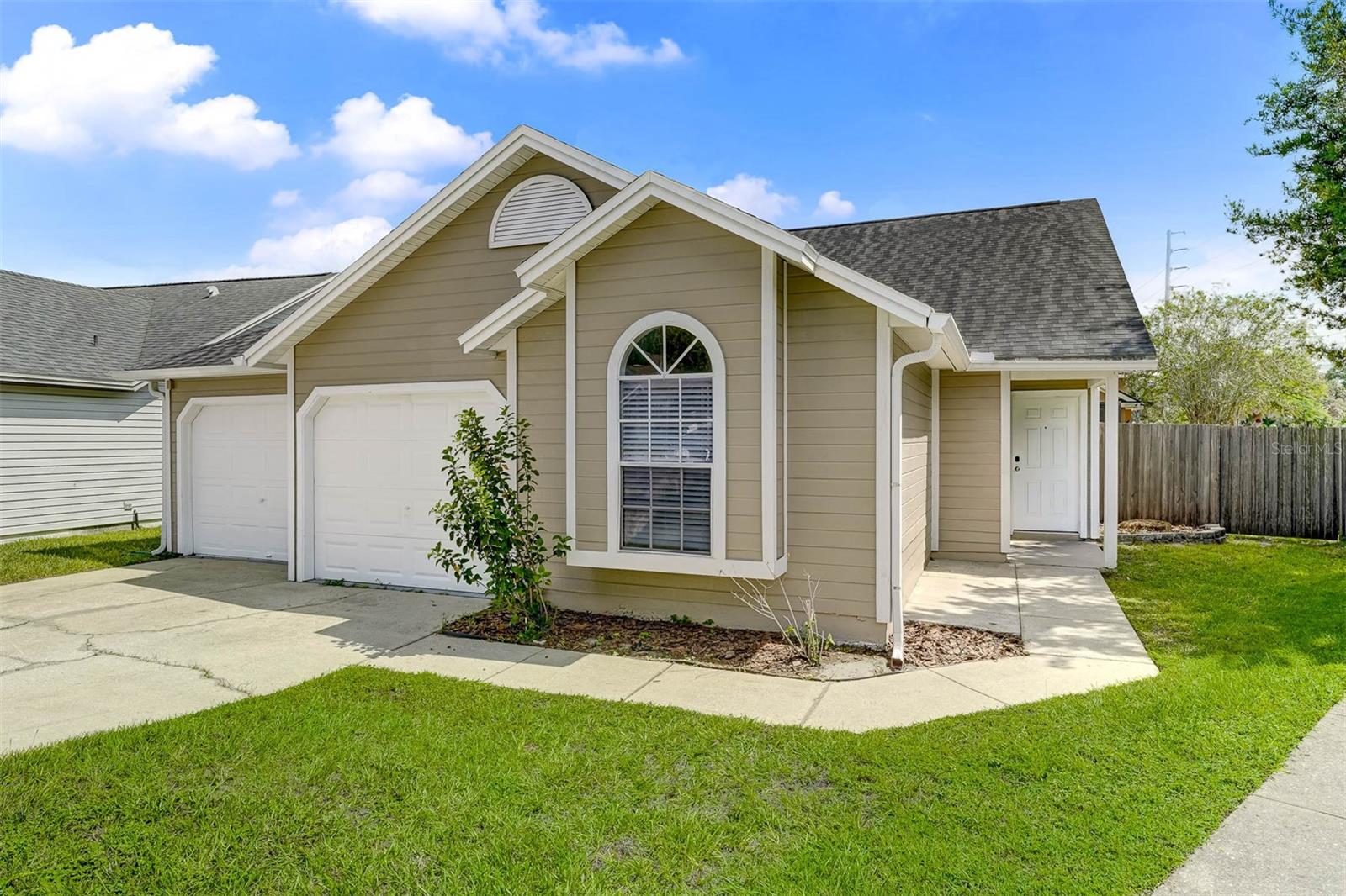 5422 S BRACKEN CT