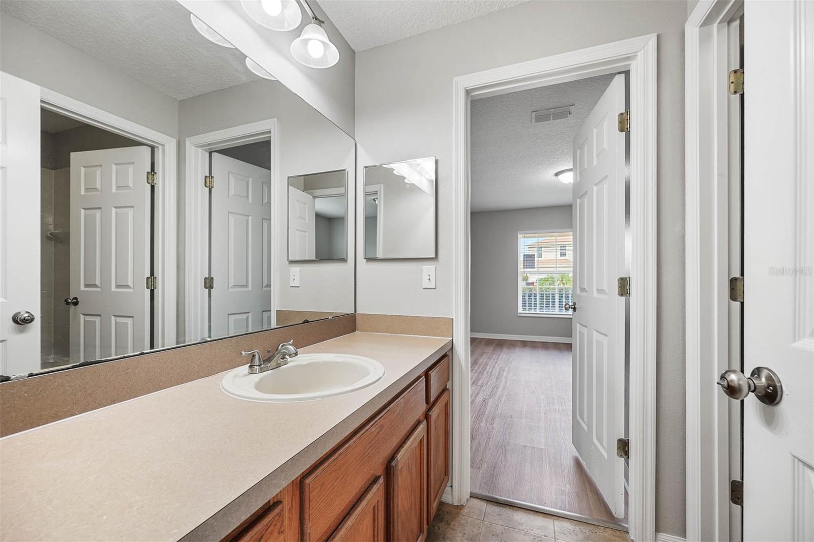 2506 WEDDINGTON GREEN CT