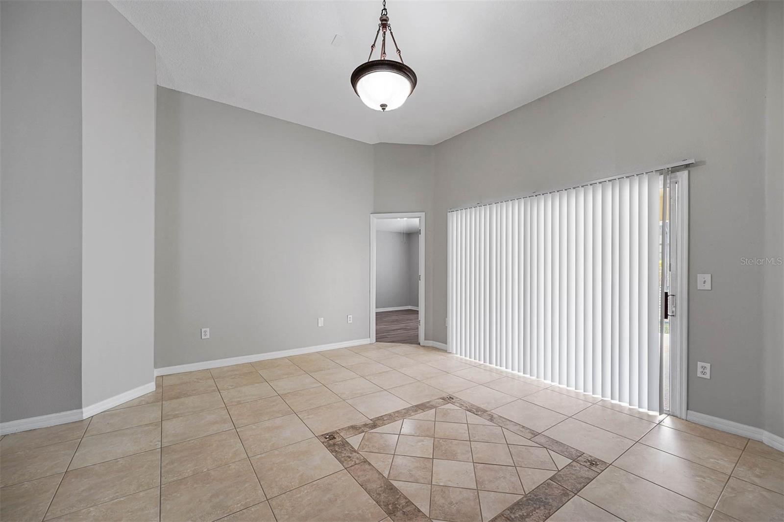 2506 WEDDINGTON GREEN CT