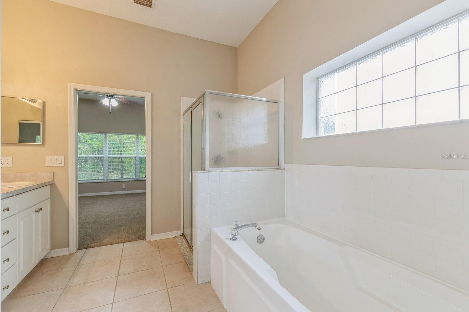 1111 PARTIN DR