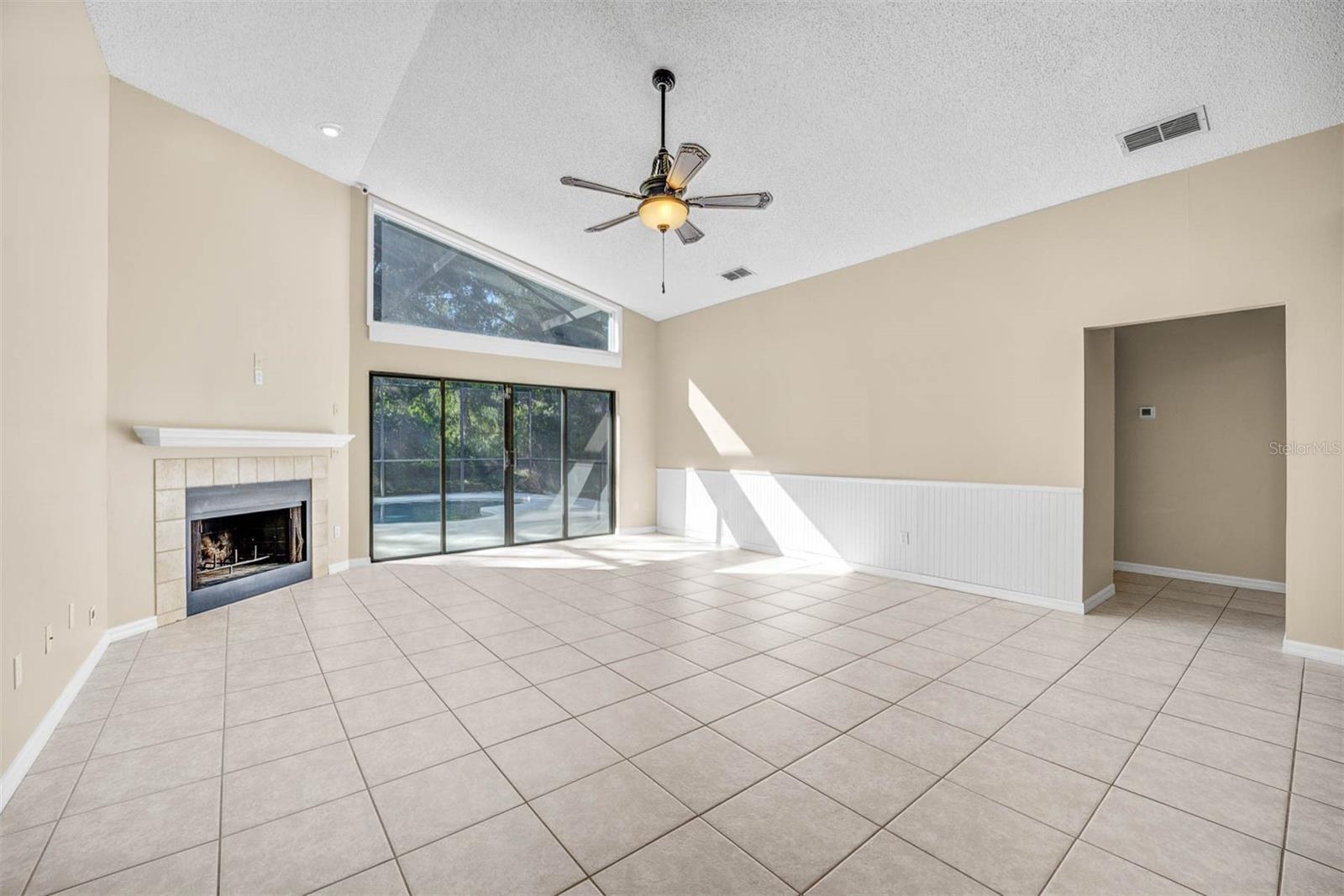 1111 TROTWOOD BLVD
