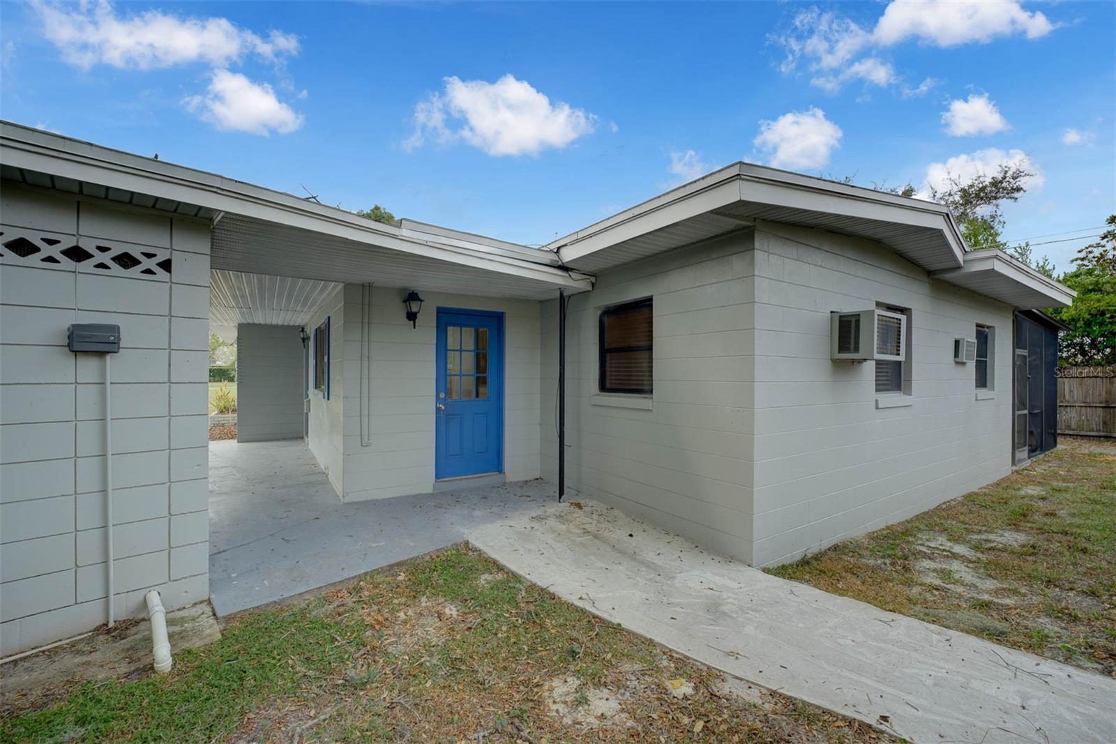 115 N LAKEWOOD CIR