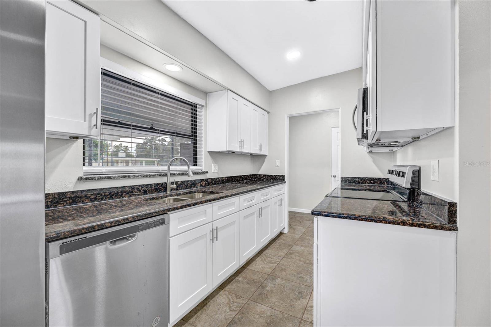 115 N LAKEWOOD CIR