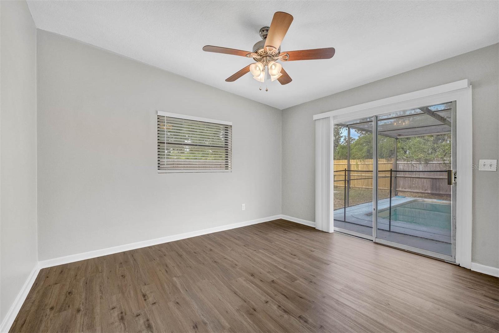 115 N LAKEWOOD CIR