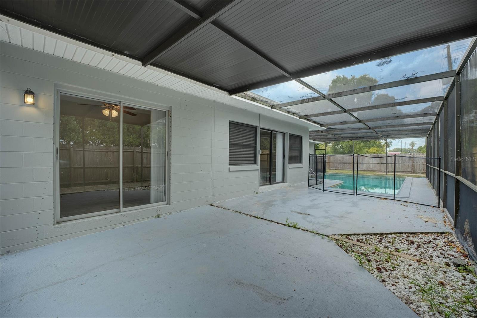 115 N LAKEWOOD CIR