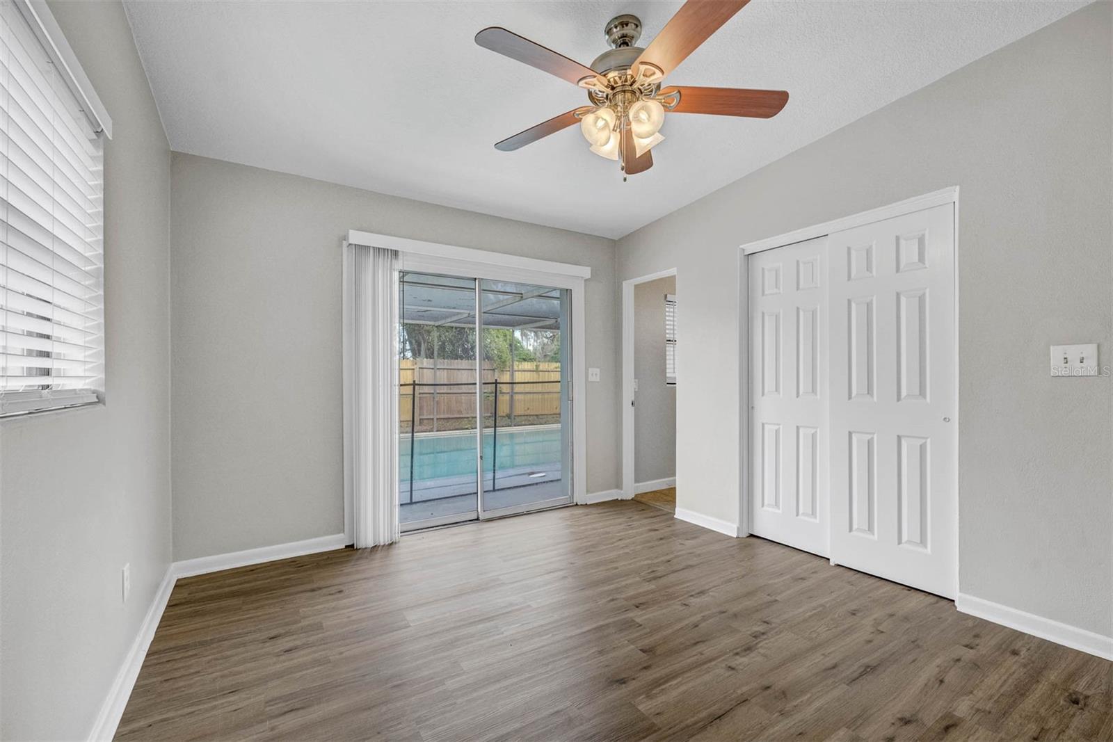 115 N LAKEWOOD CIR