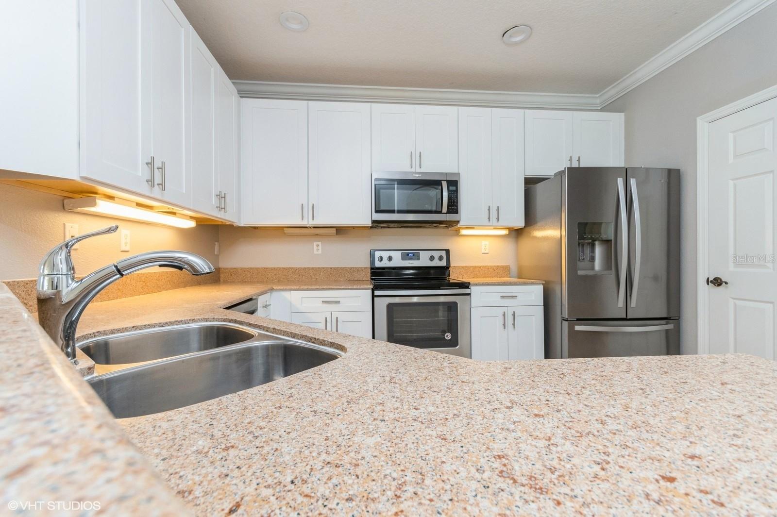 11565 MIZZON DR #804