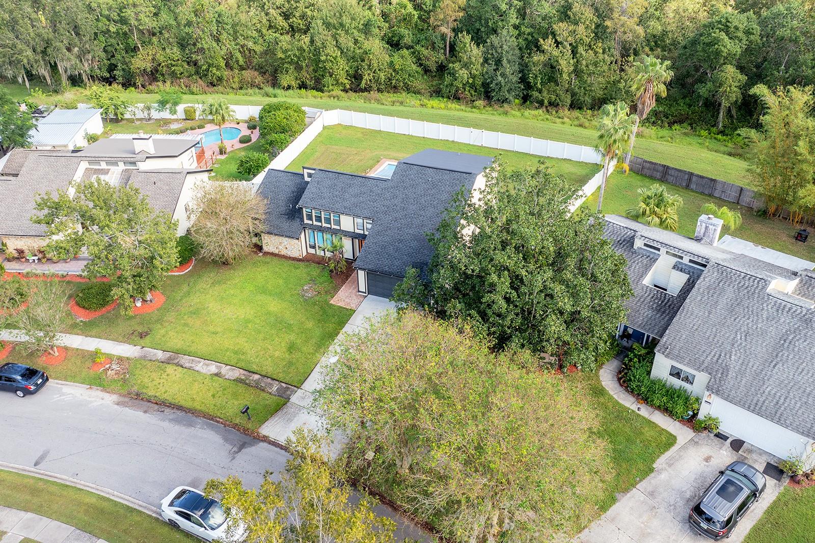 8825 PINE BAY CT