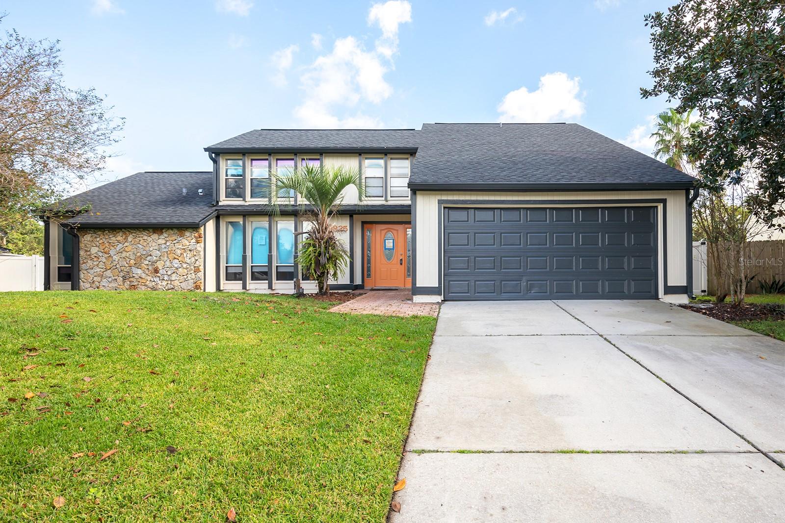 8825 PINE BAY CT