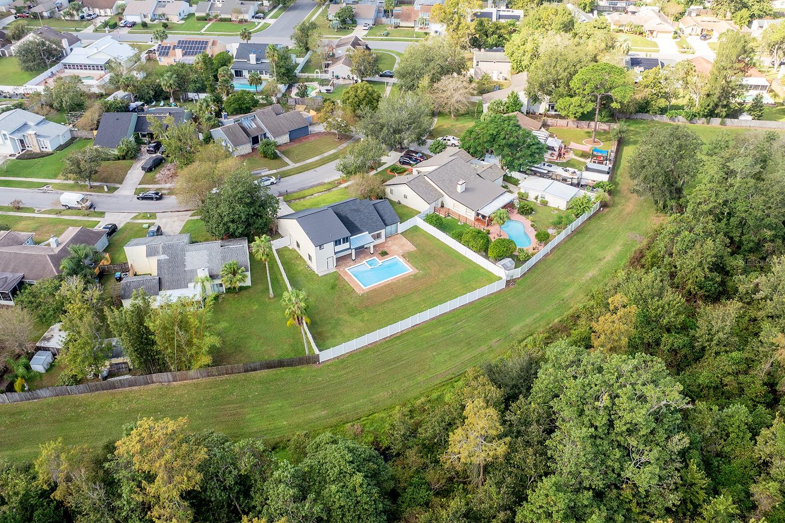 8825 PINE BAY CT