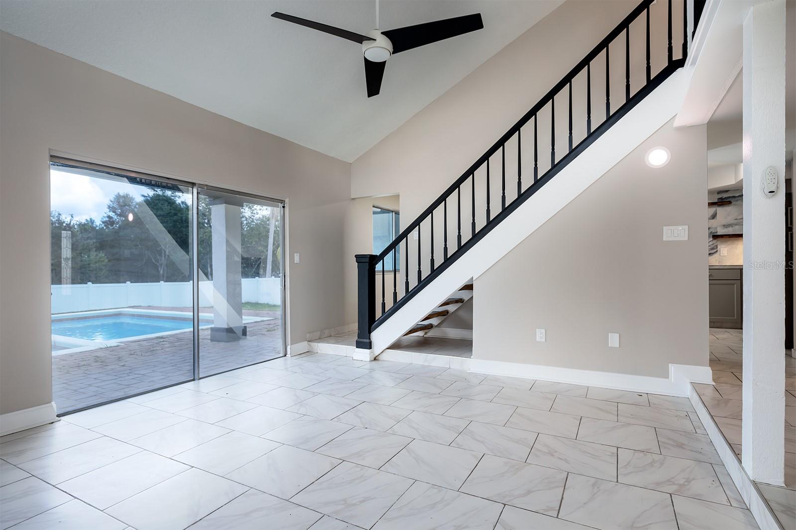 8825 PINE BAY CT