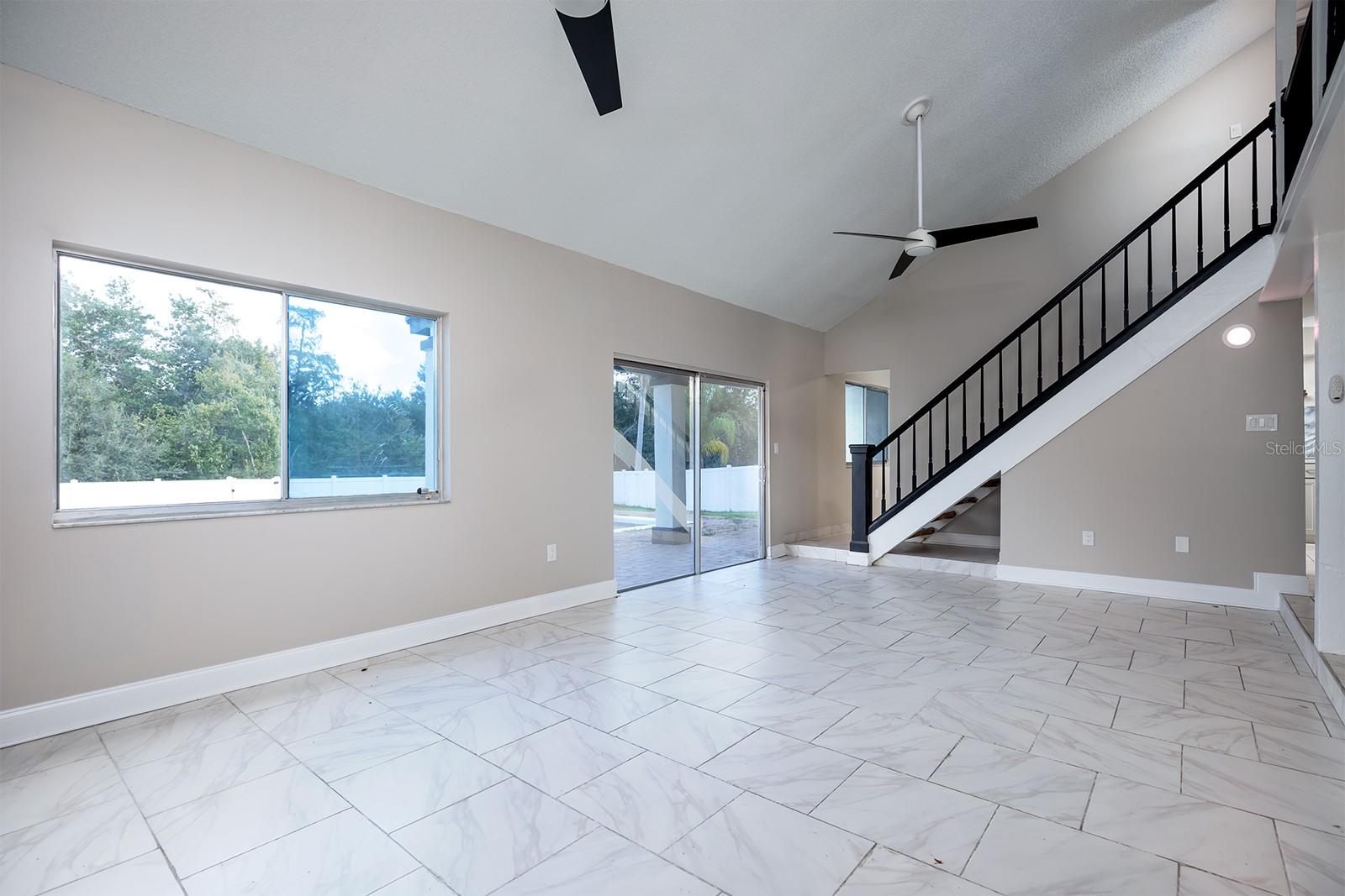 8825 PINE BAY CT