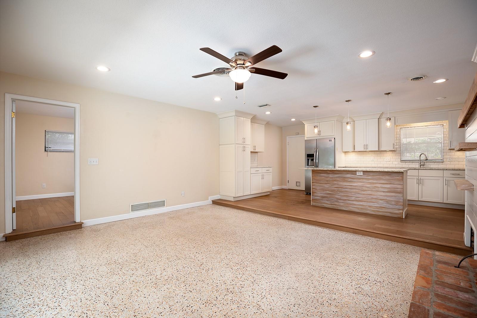 2518 SWEETWATER TRL