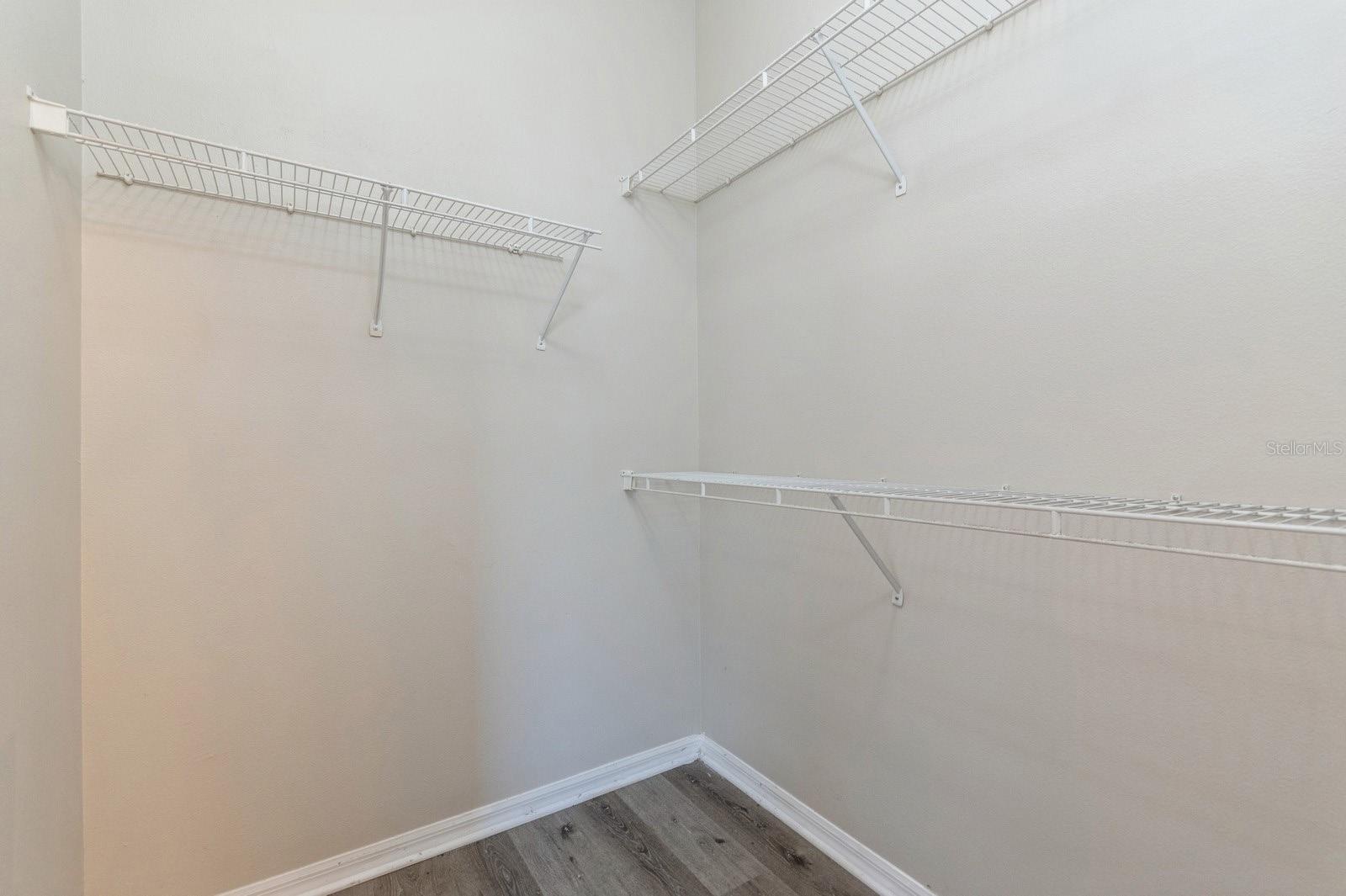 1644 LAMPLIGHTER WAY