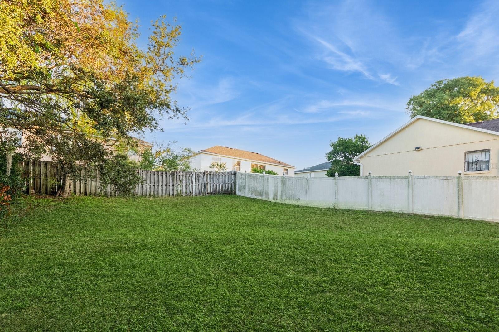 1644 LAMPLIGHTER WAY