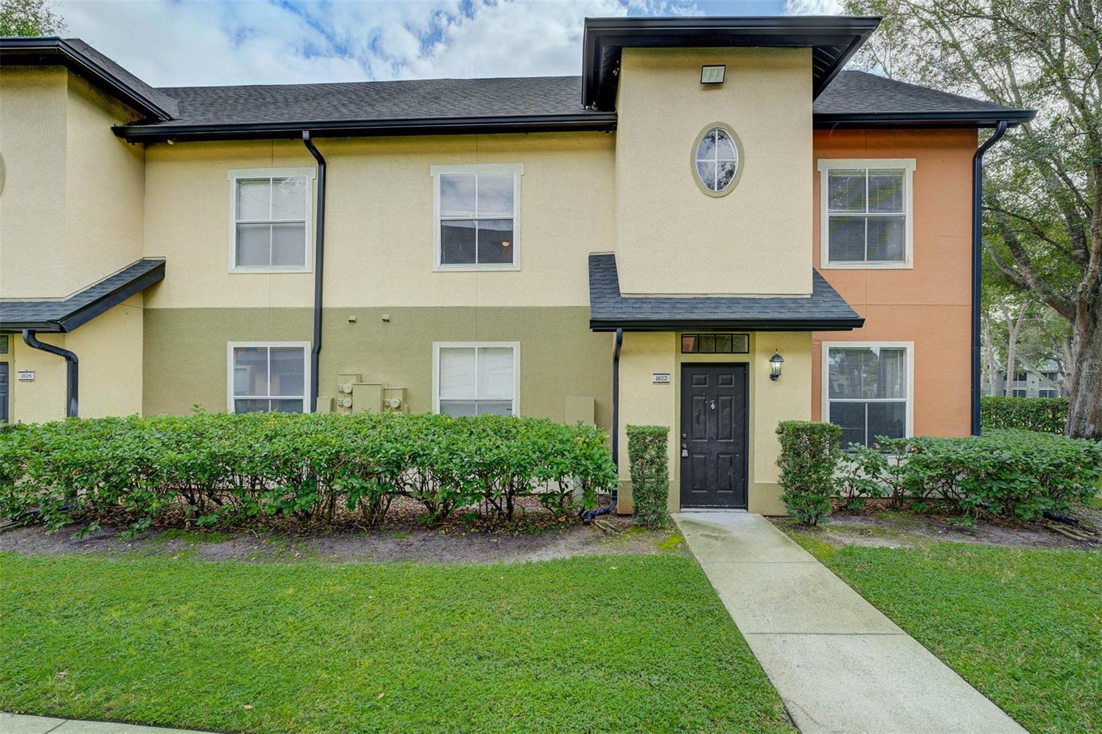 5953 WESTGATE DR #1823