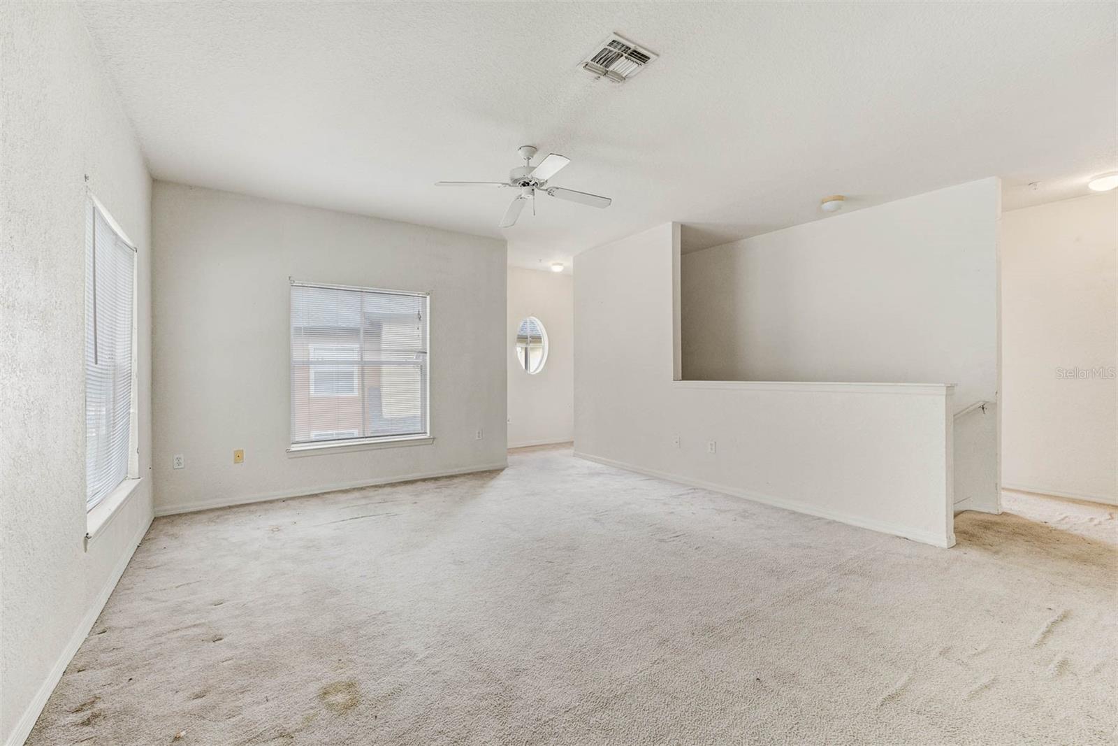 5953 WESTGATE DR #1823