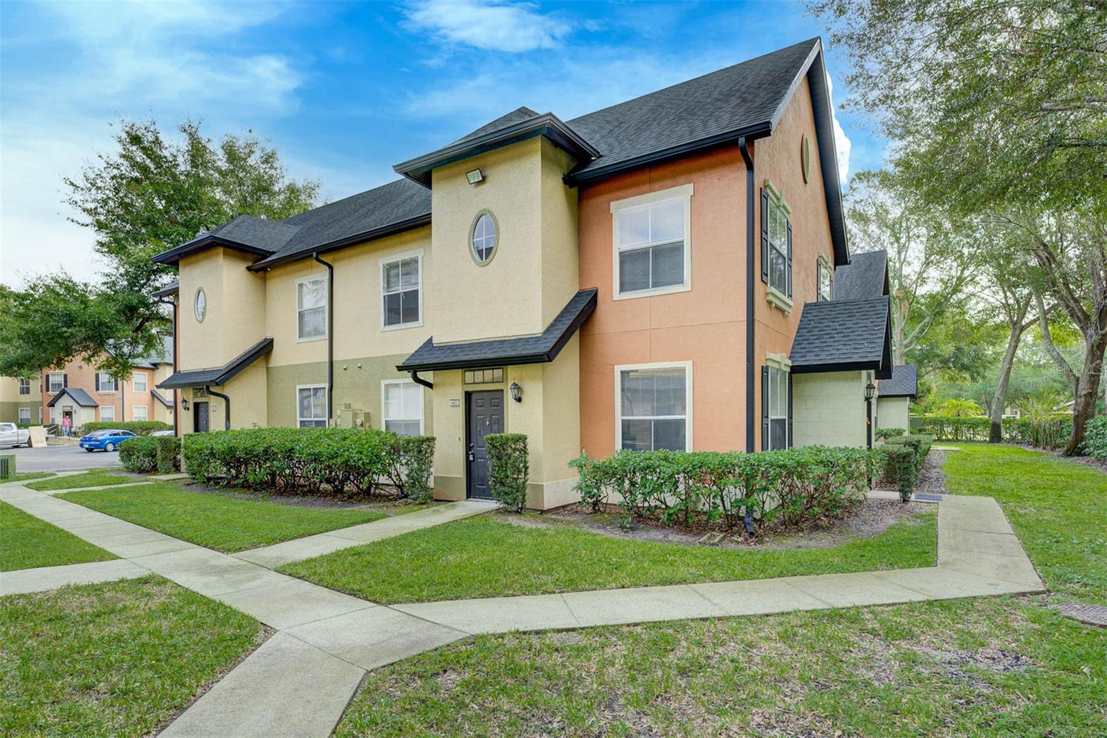5953 WESTGATE DR #1823