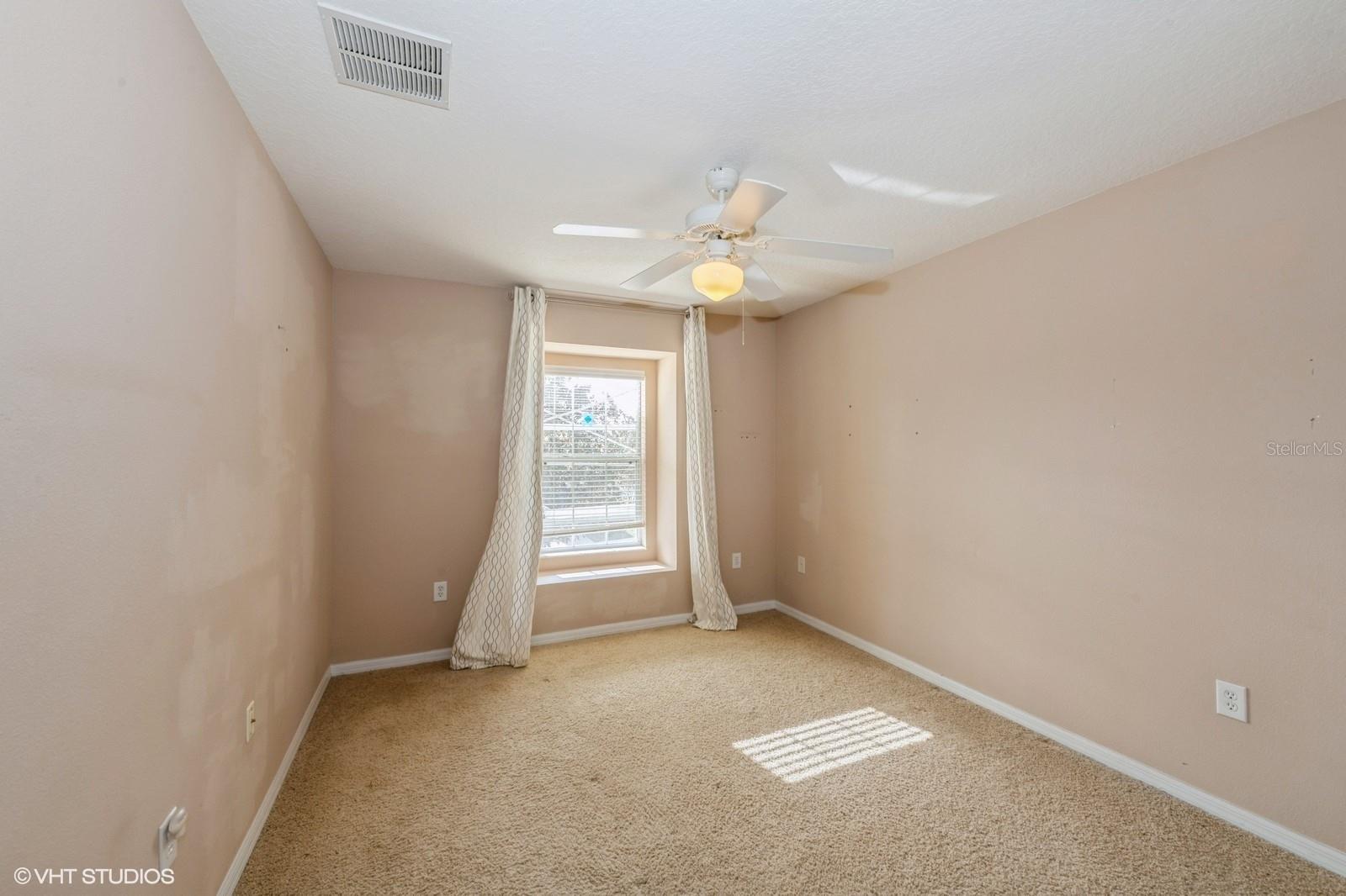 3006 SEAVIEW CASTLE DR