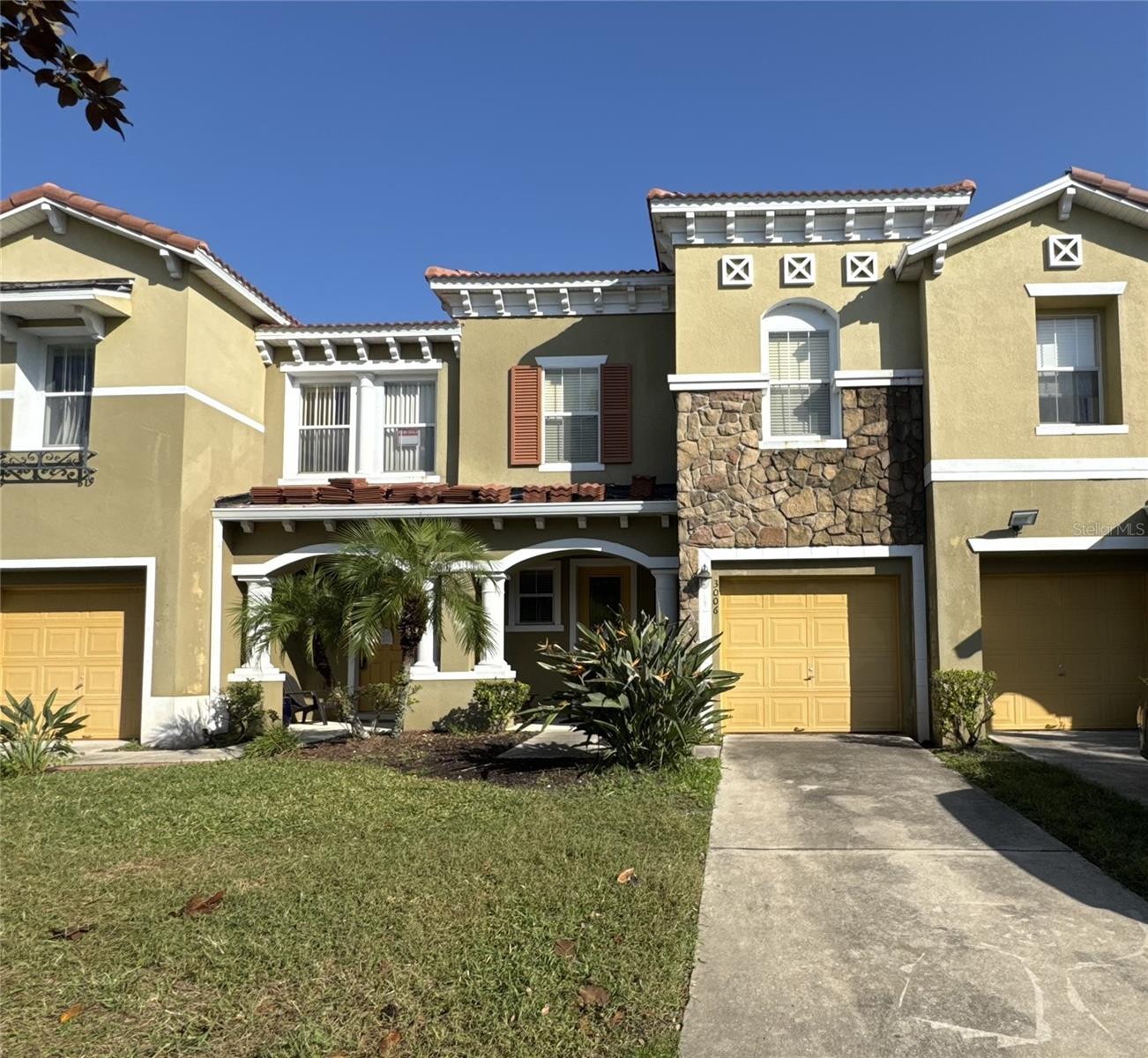 3006 SEAVIEW CASTLE DR