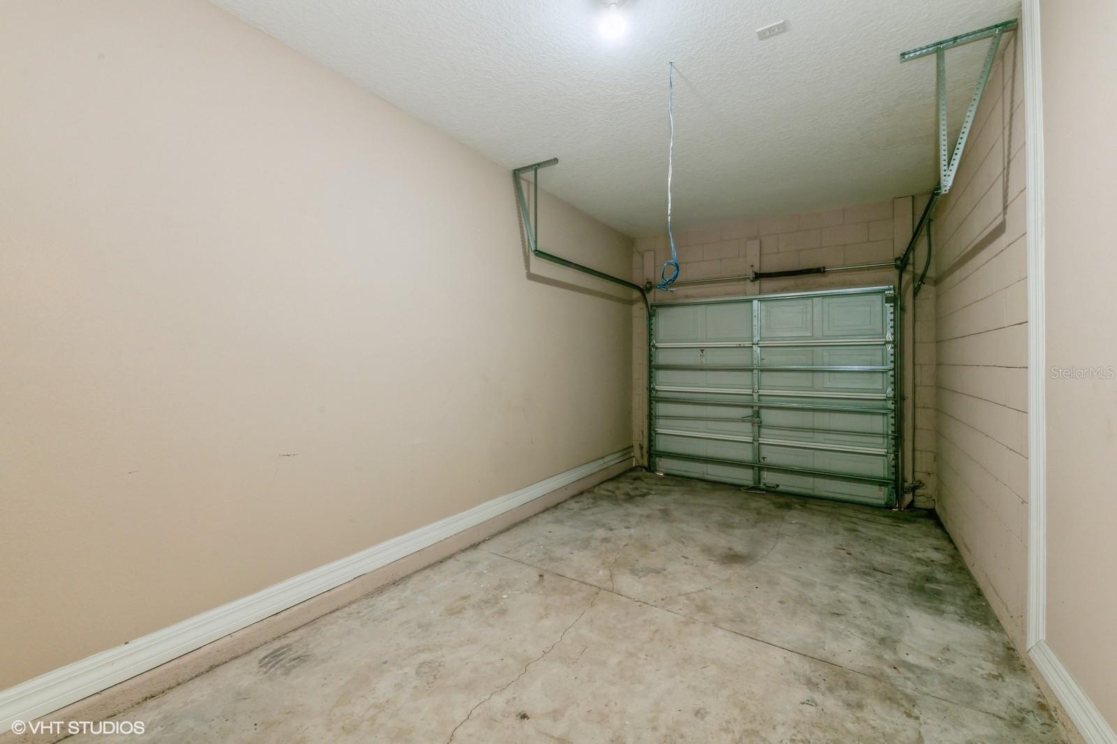 3006 SEAVIEW CASTLE DR
