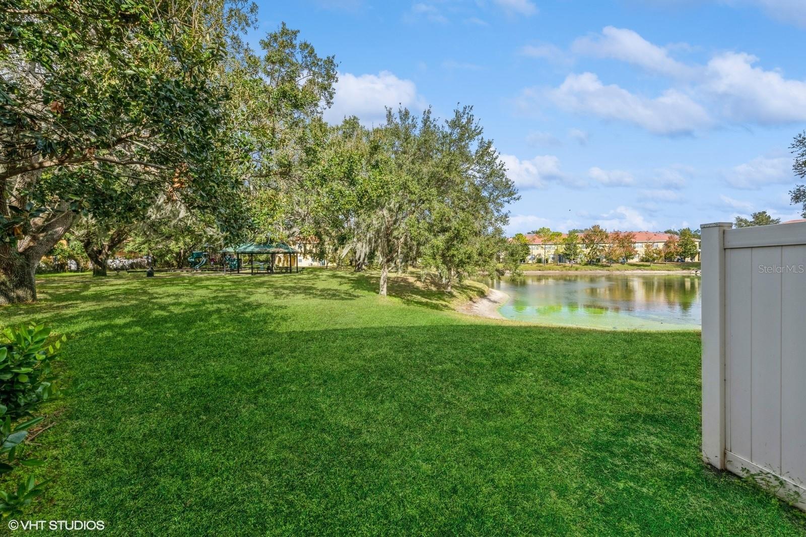 3006 SEAVIEW CASTLE DR