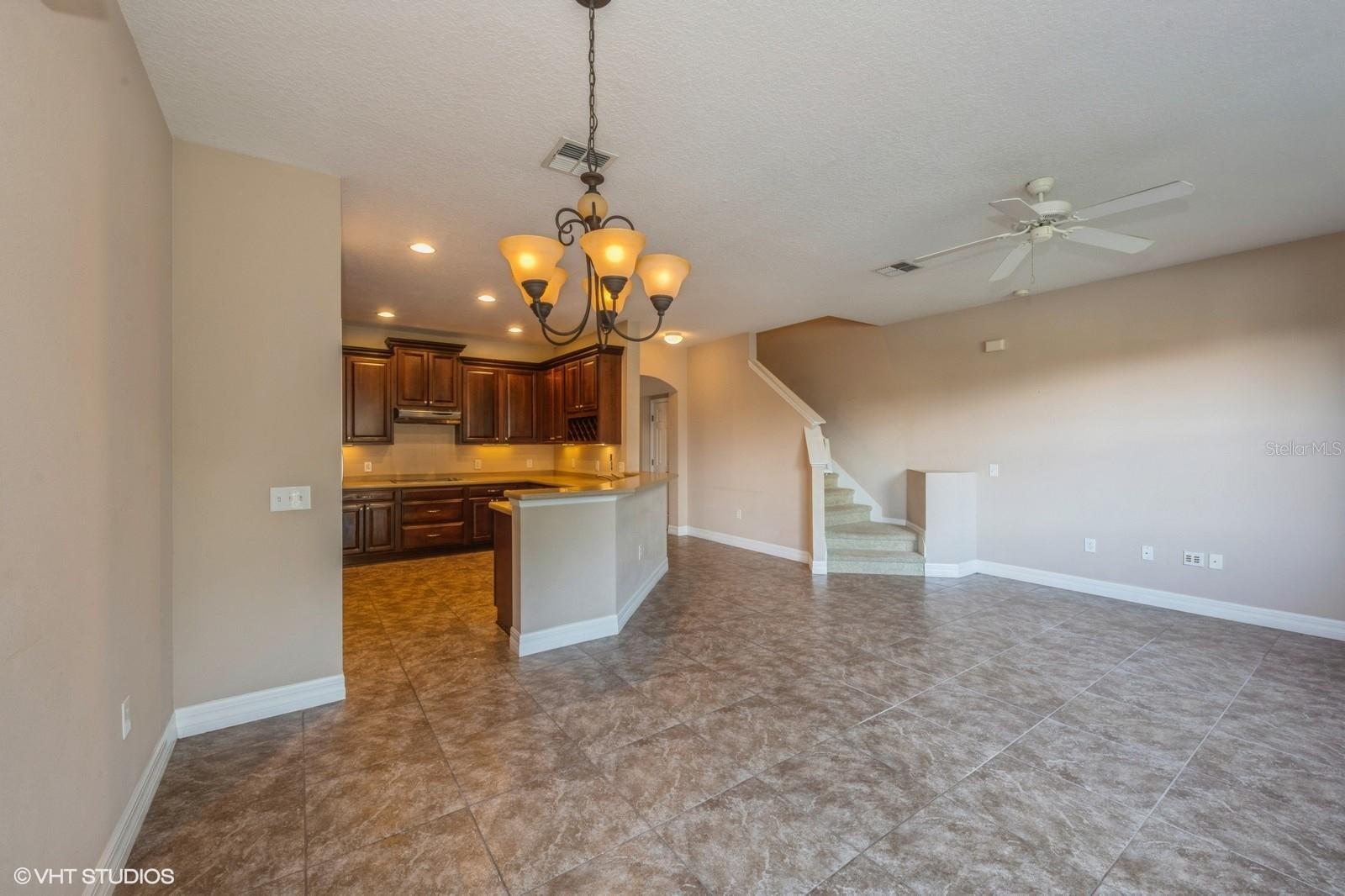3006 SEAVIEW CASTLE DR