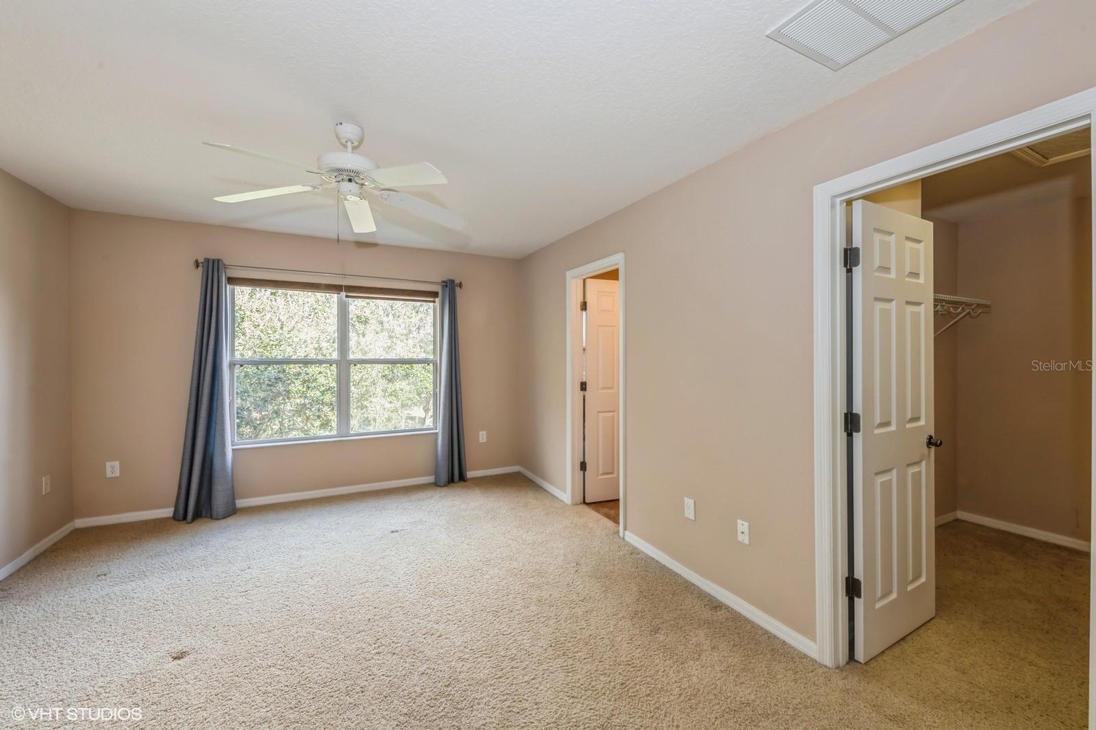 3006 SEAVIEW CASTLE DR