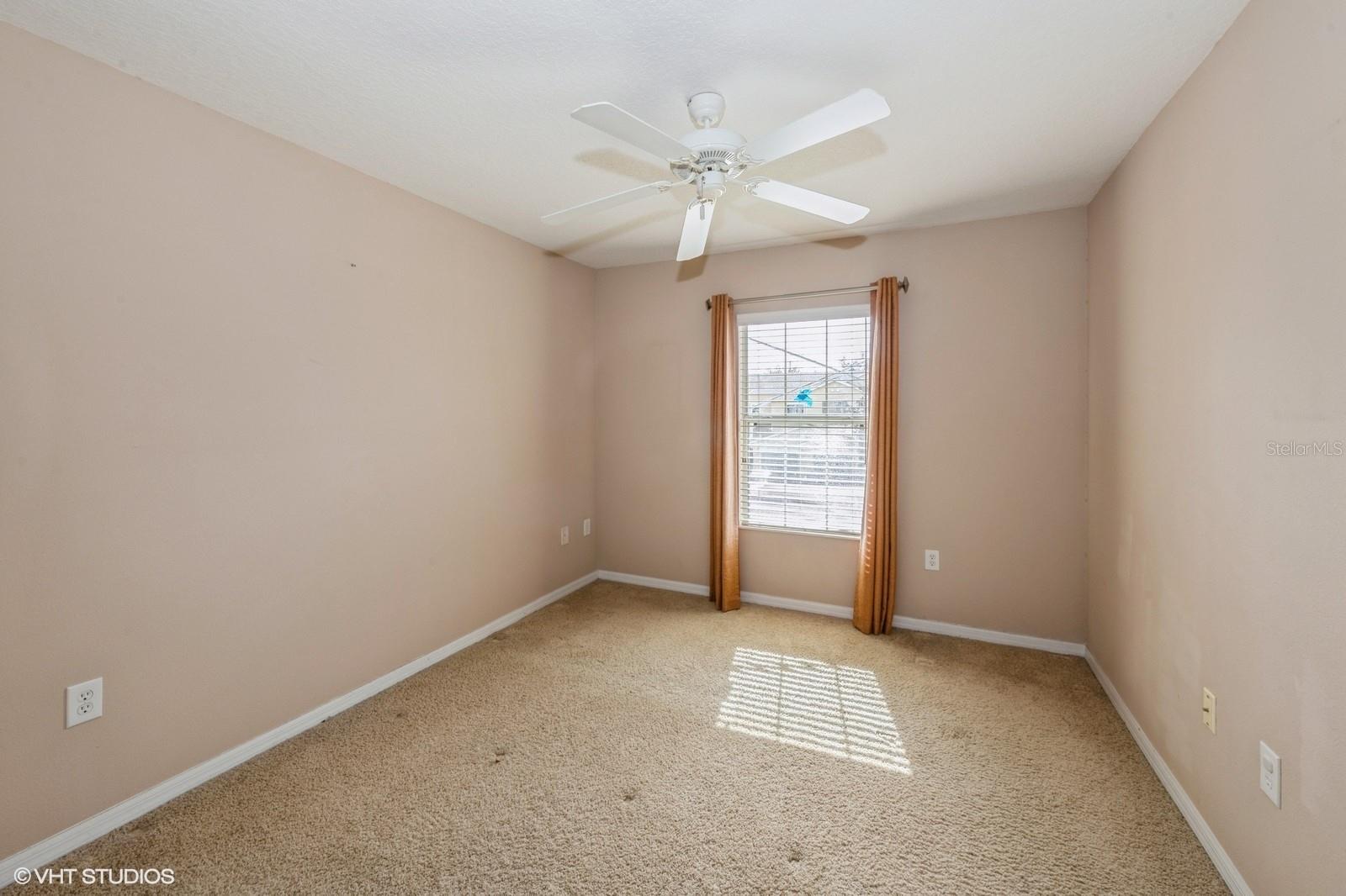 3006 SEAVIEW CASTLE DR
