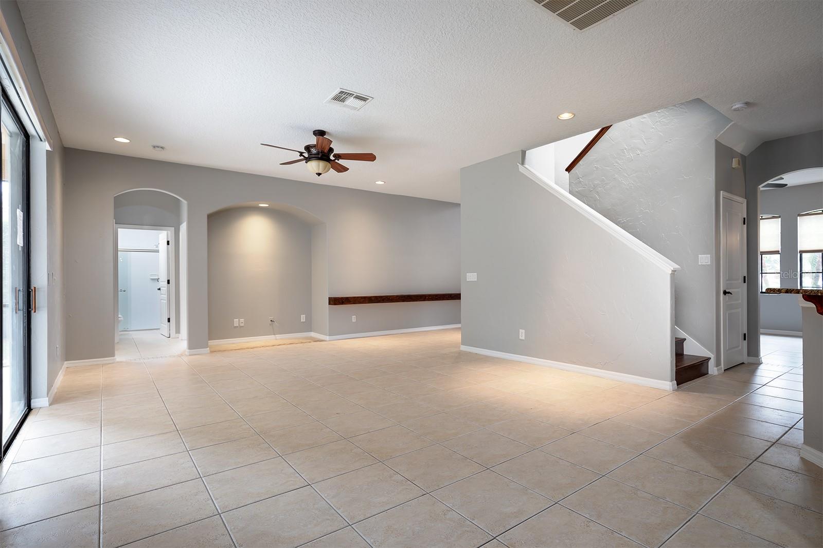 881 ARBORMOOR PL