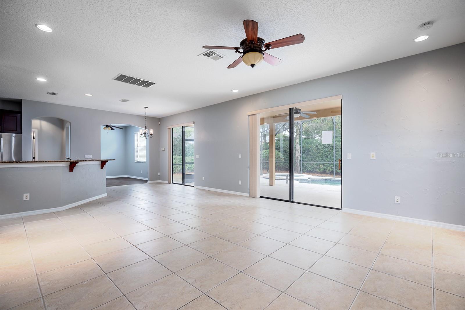 881 ARBORMOOR PL