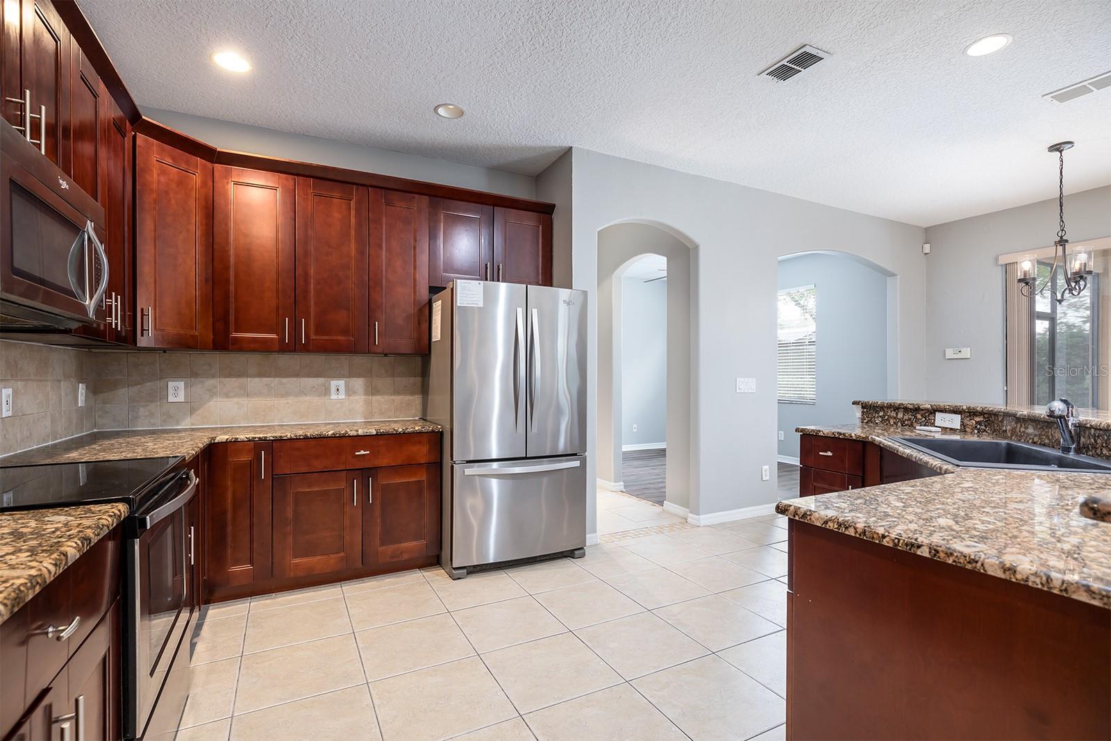 881 ARBORMOOR PL
