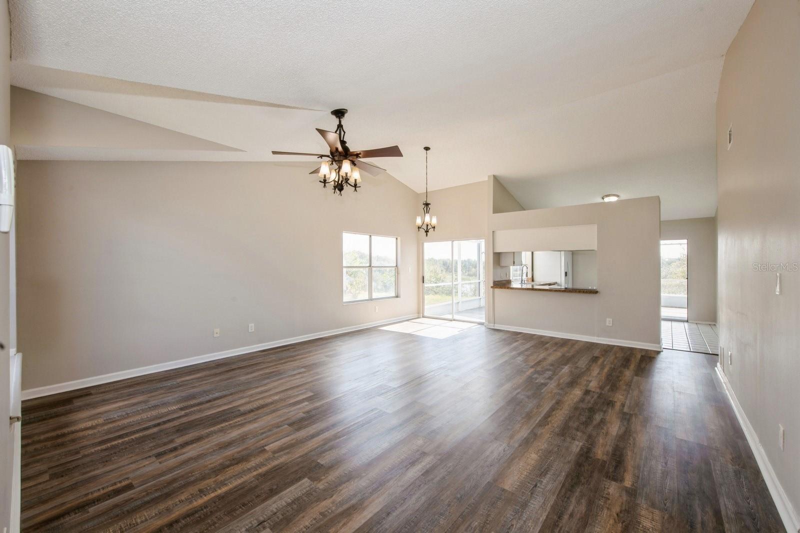 210 SONOMA VALLEY CIR