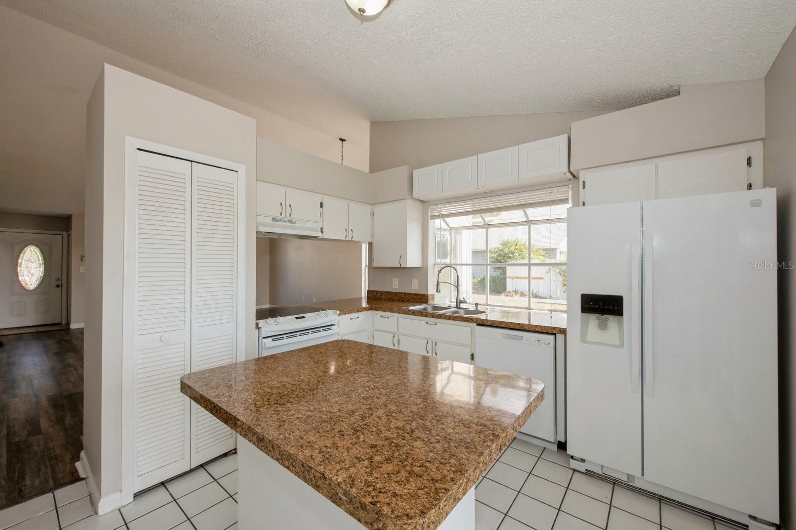 210 SONOMA VALLEY CIR
