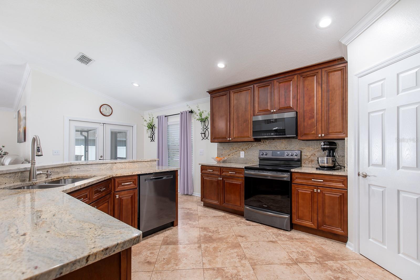 3006 MANDOLIN DR