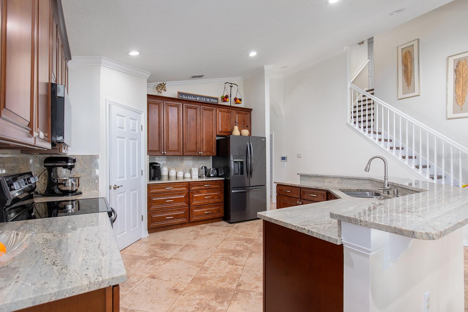 3006 MANDOLIN DR