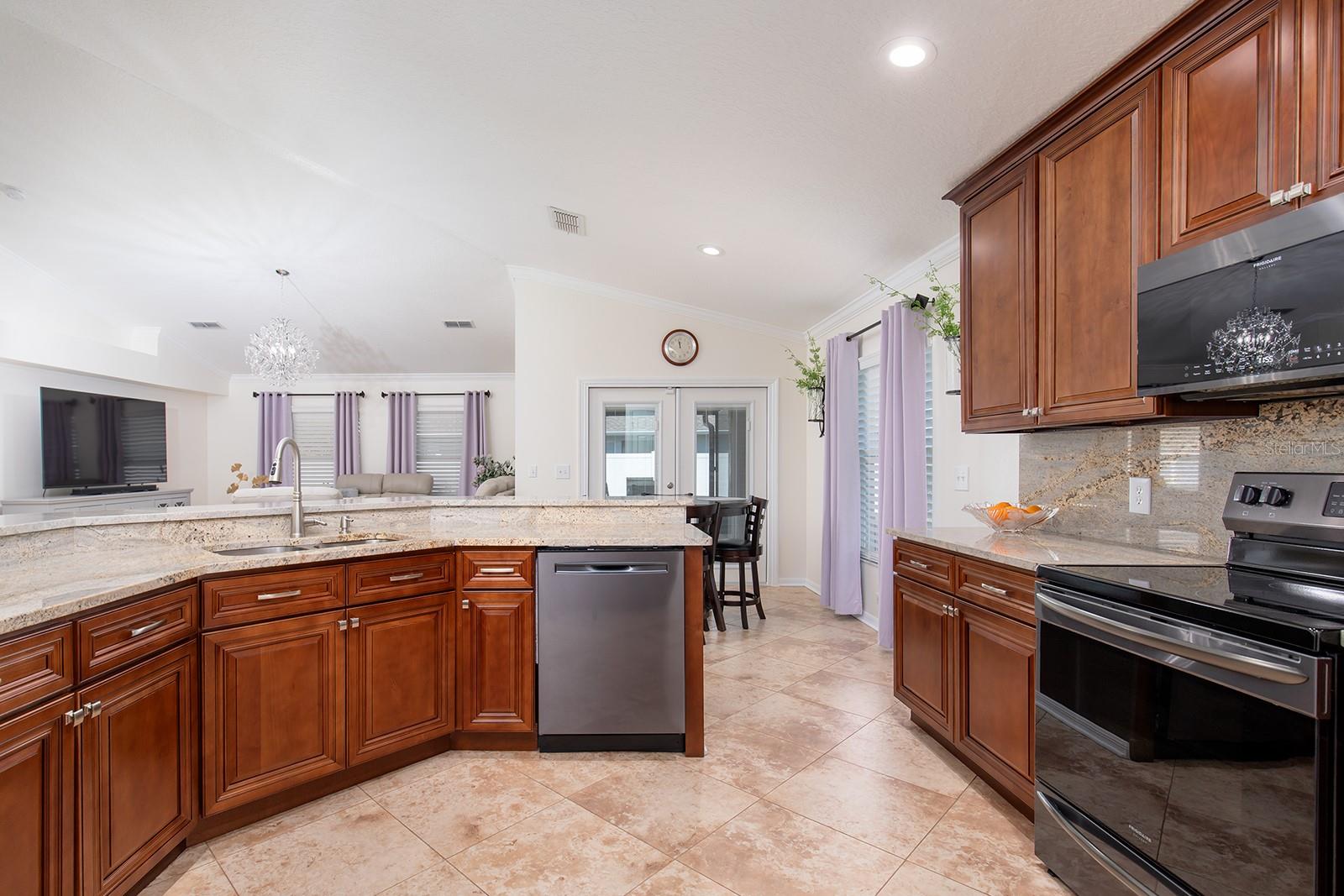 3006 MANDOLIN DR