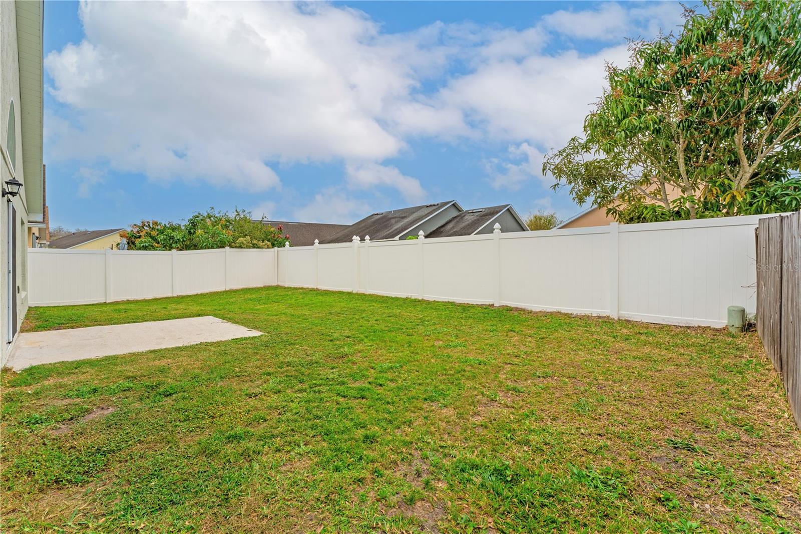 2104 REMINGTON POINTE BLVD