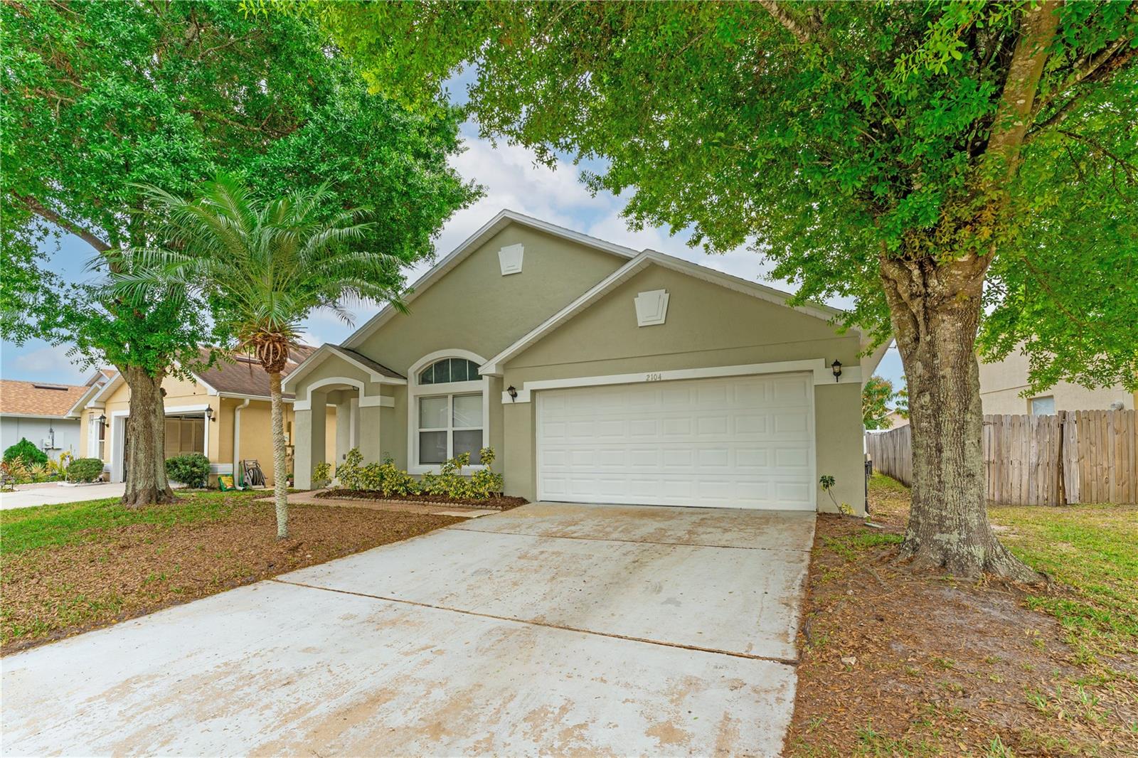 2104 REMINGTON POINTE BLVD