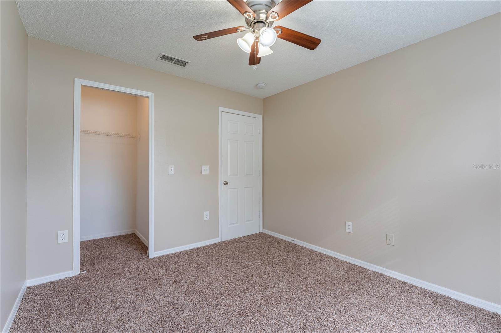 2104 REMINGTON POINTE BLVD