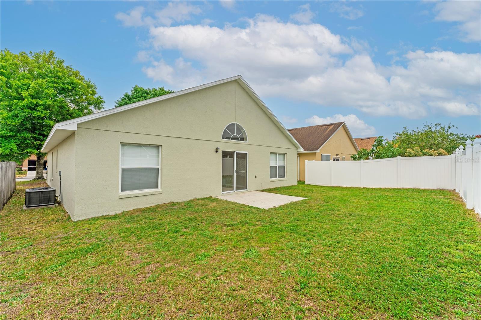 2104 REMINGTON POINTE BLVD