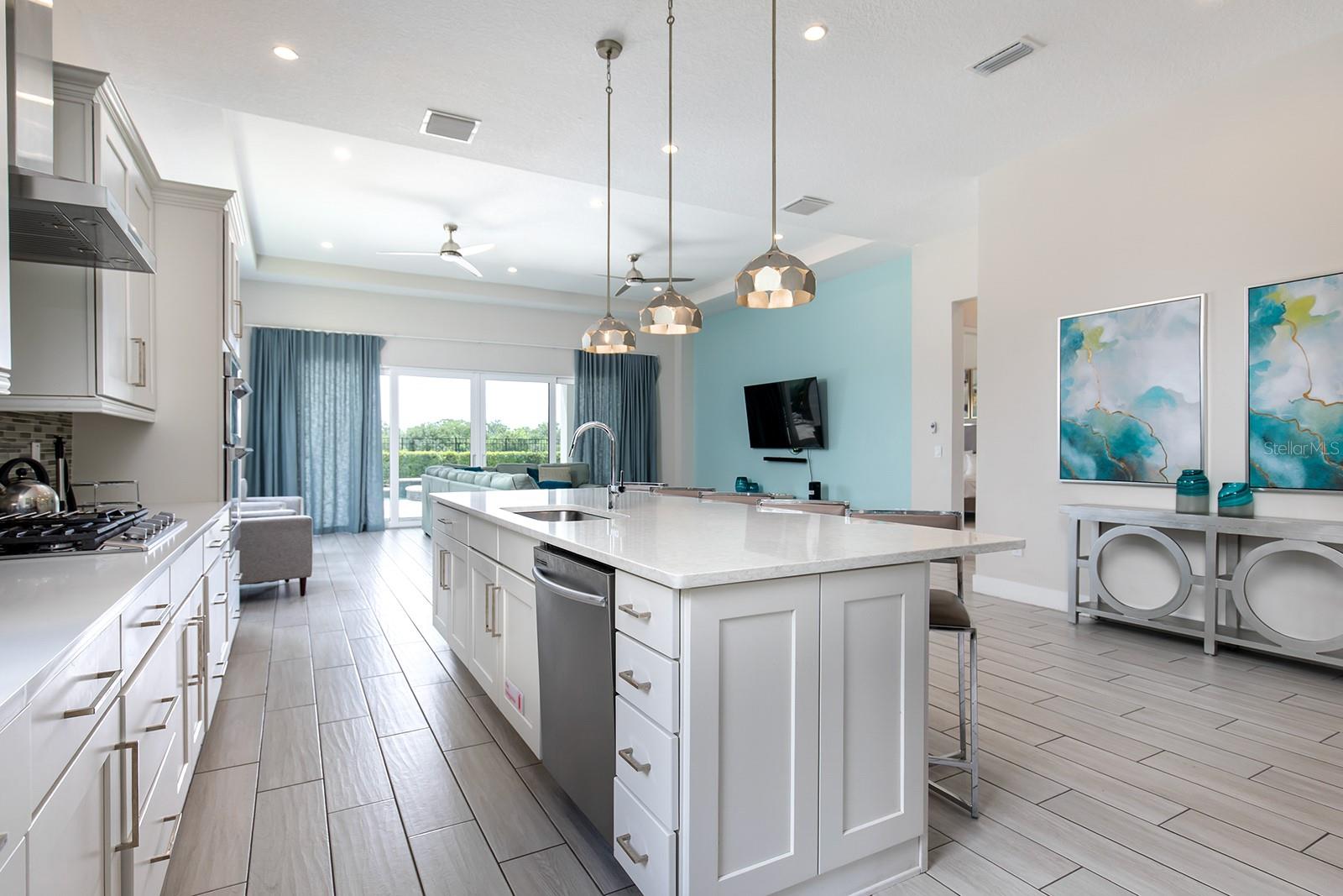 7928 JACKS CLUB DR