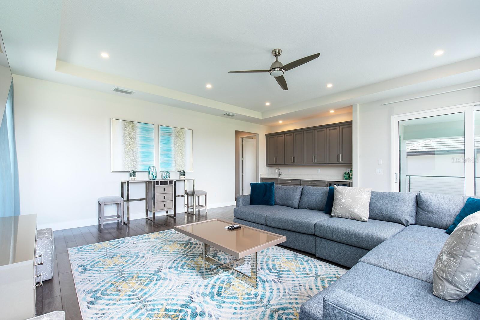 7928 JACKS CLUB DR