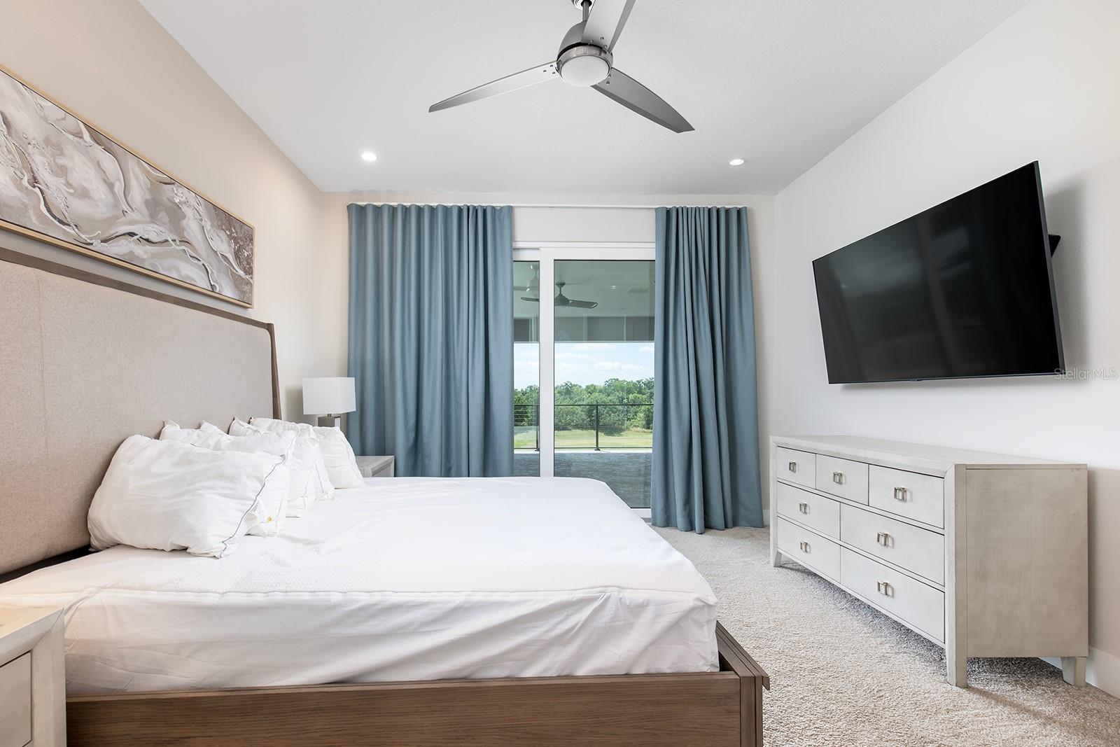7928 JACKS CLUB DR