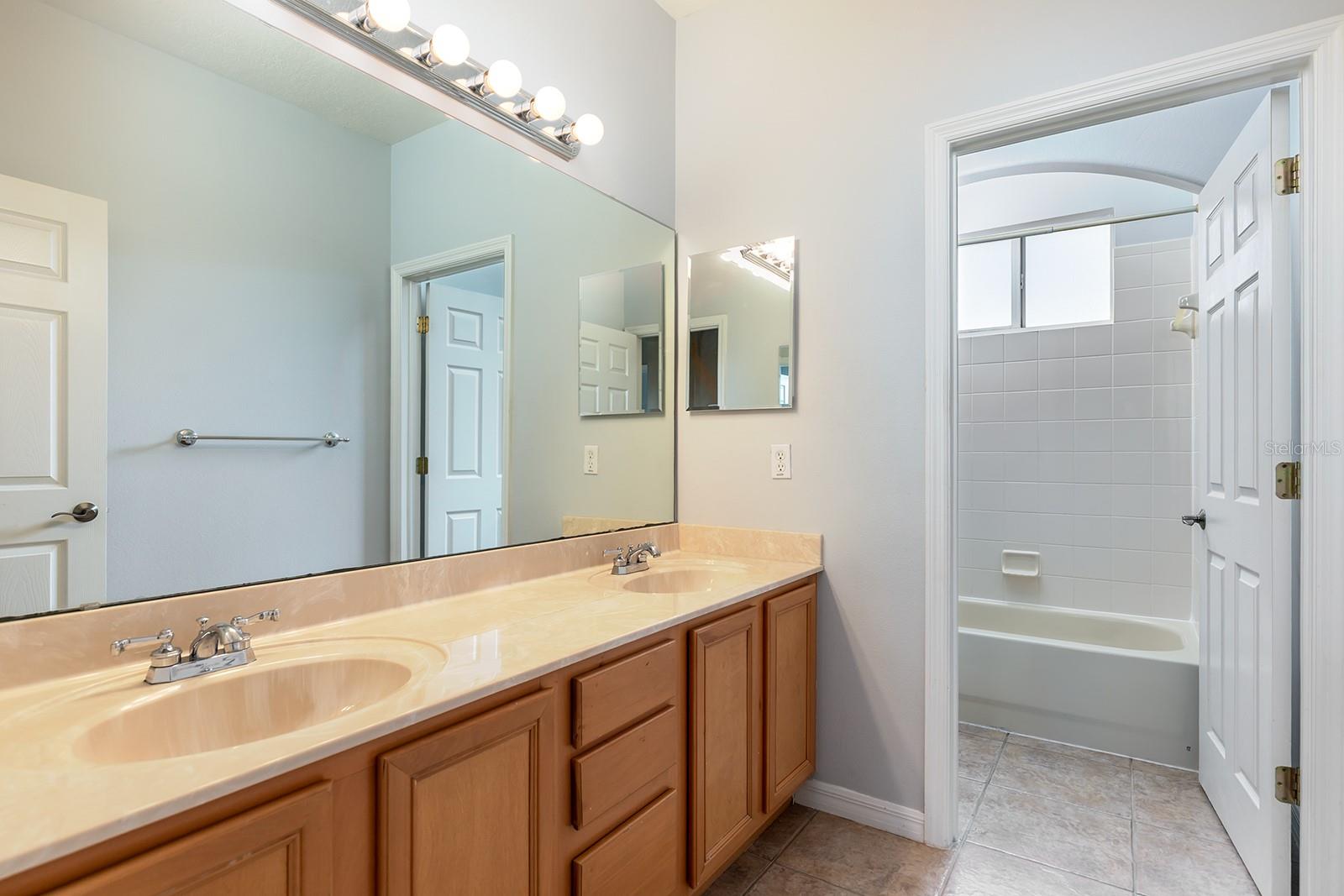 2780 RUNNING SPRINGS LOOP