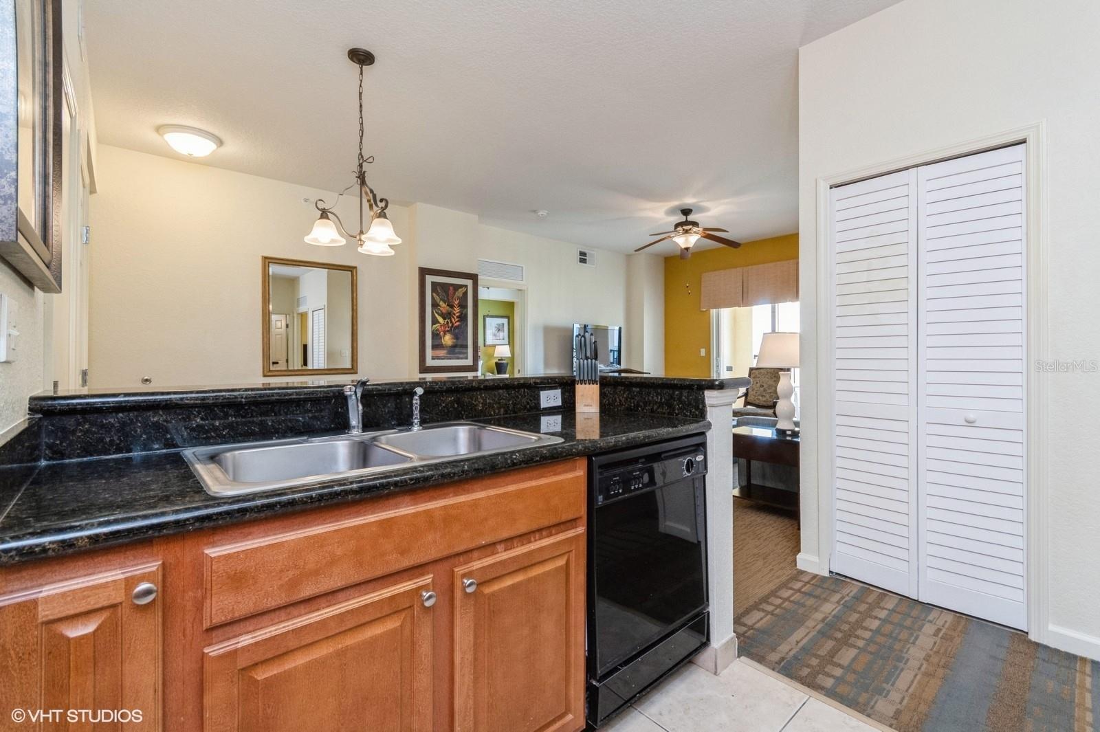 8125 RESORT VILLAGE DR #51004