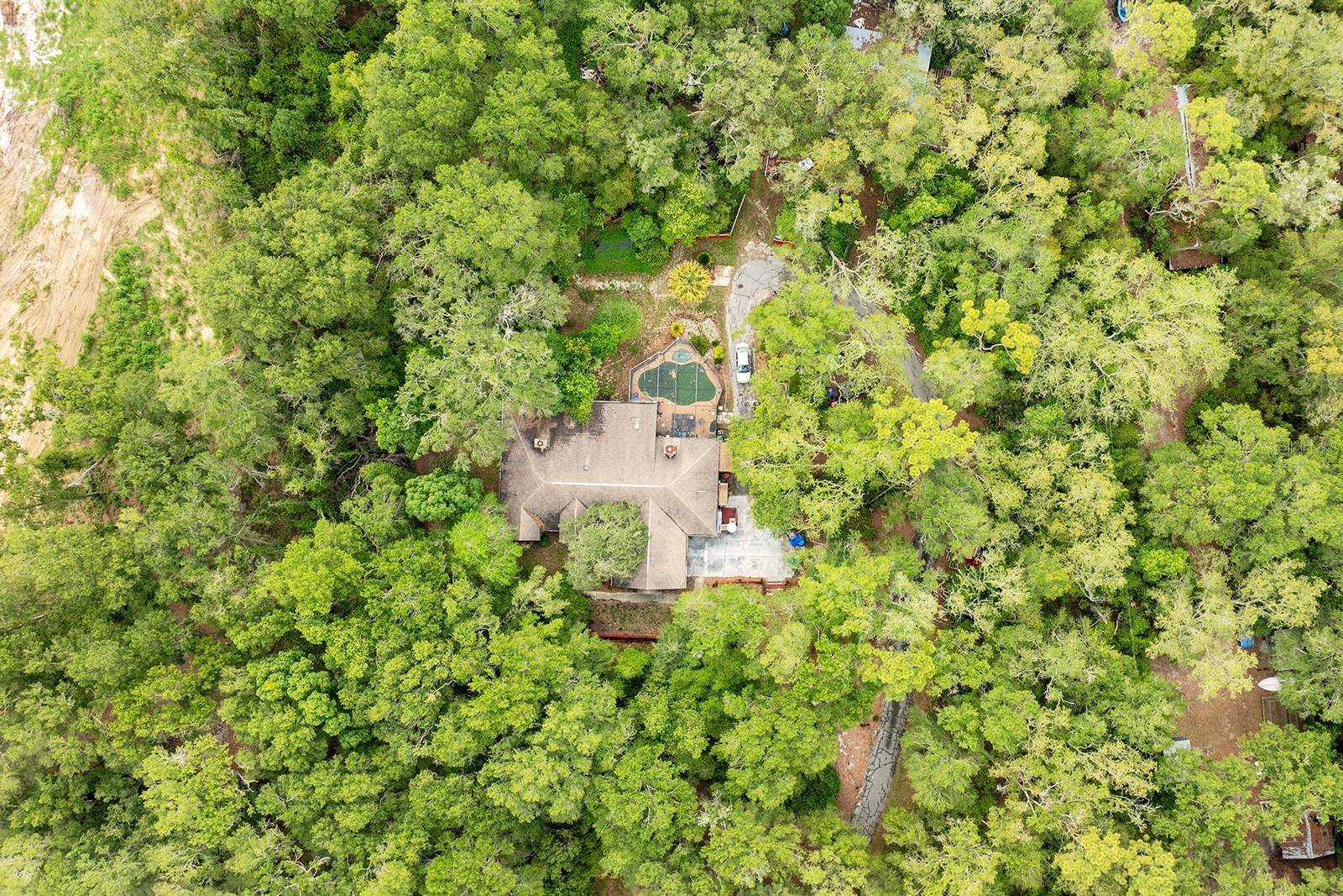 4933 ROUND LAKE RD