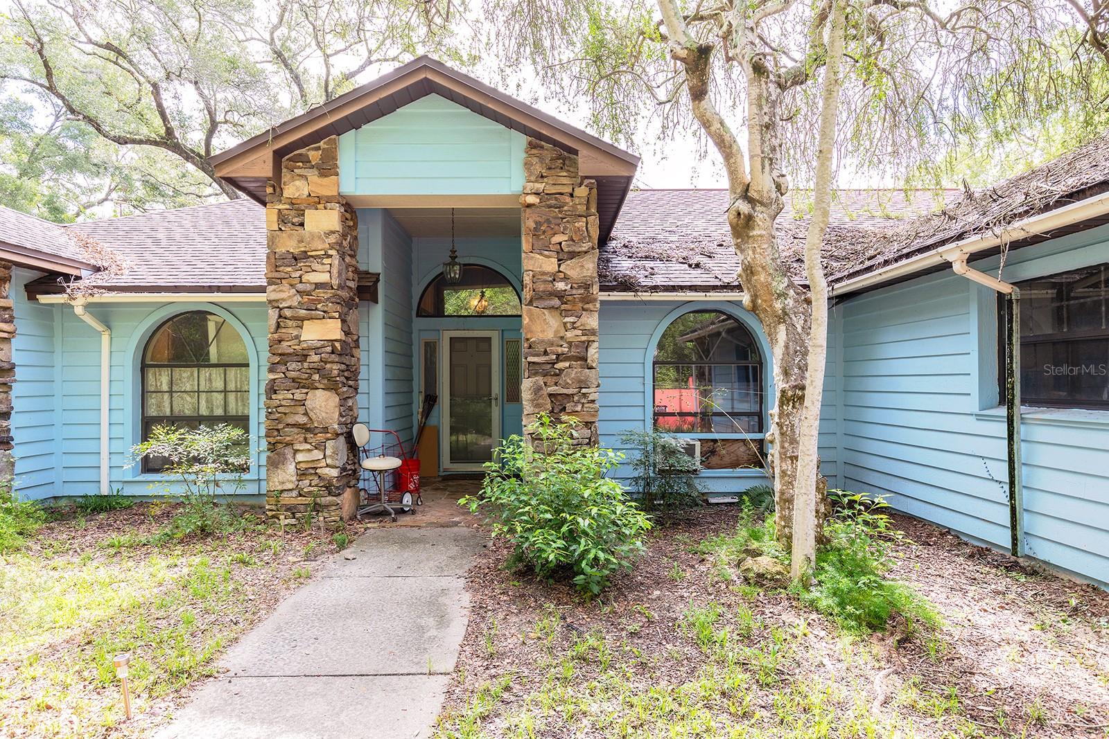 4933 ROUND LAKE RD